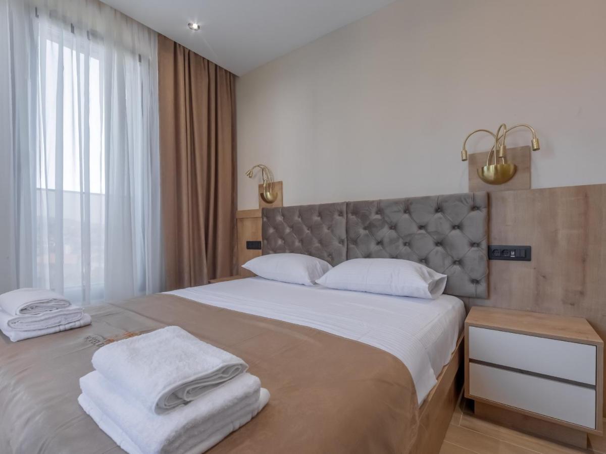 Hotel Diman دوبرا فوفا المظهر الخارجي الصورة