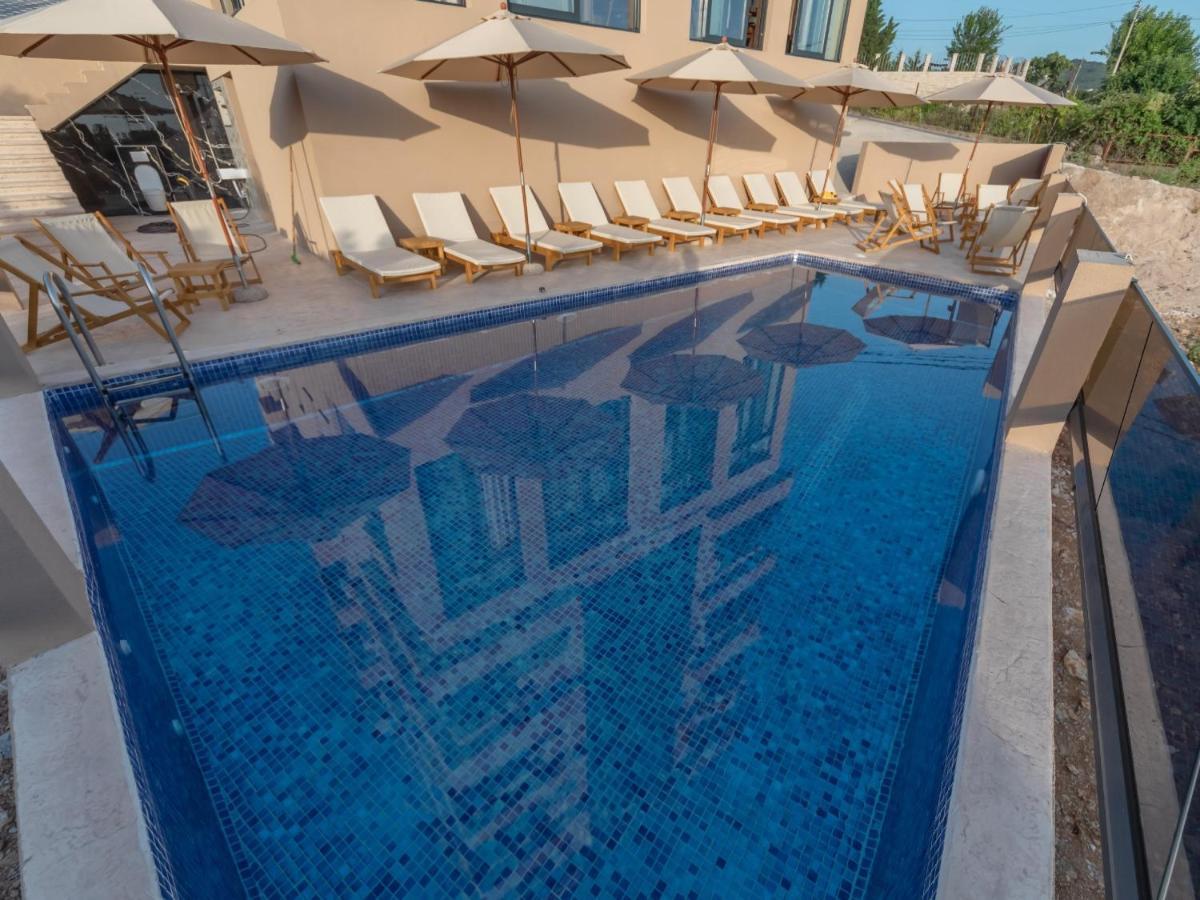 Hotel Diman دوبرا فوفا المظهر الخارجي الصورة