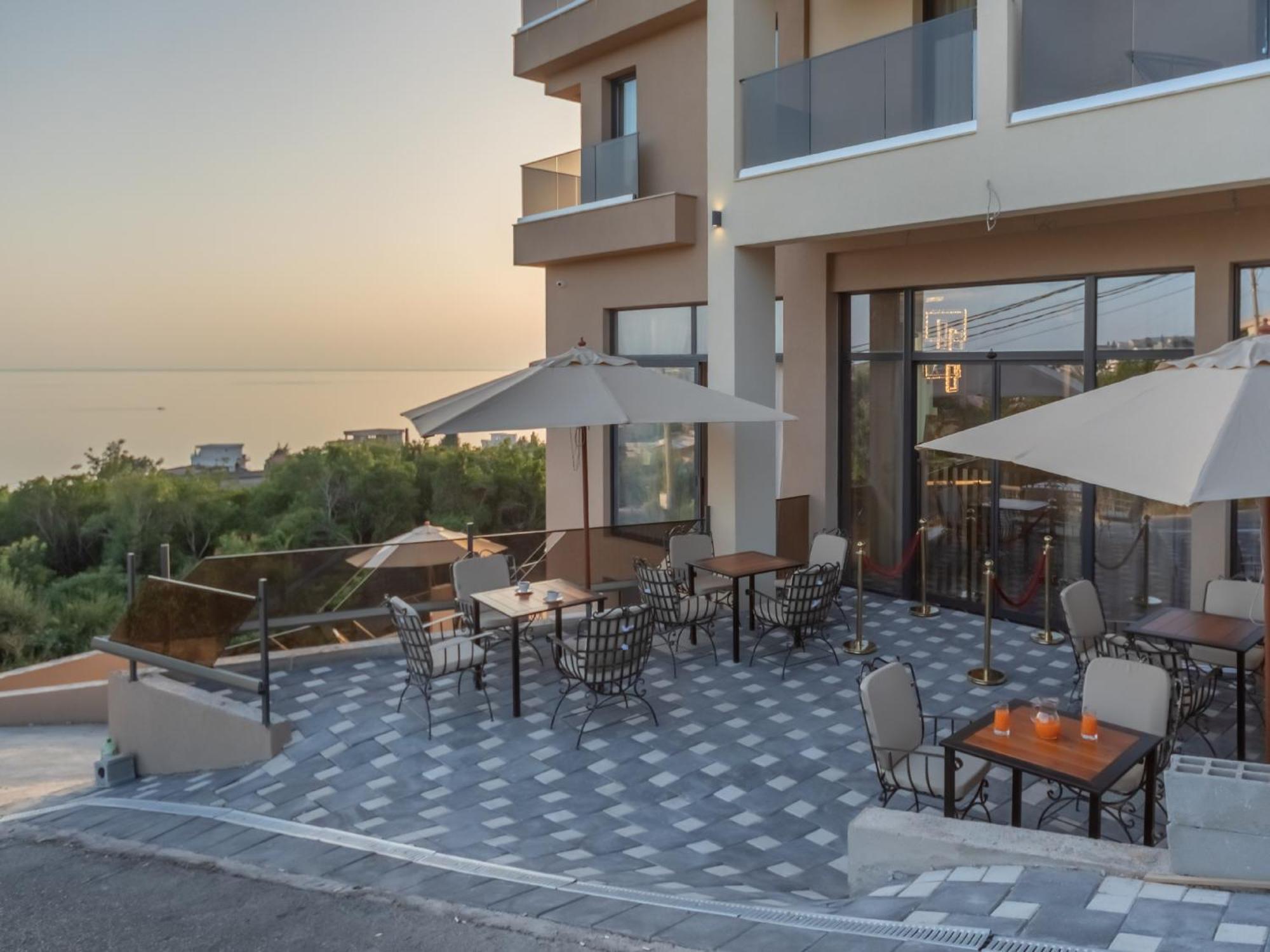 Hotel Diman دوبرا فوفا المظهر الخارجي الصورة