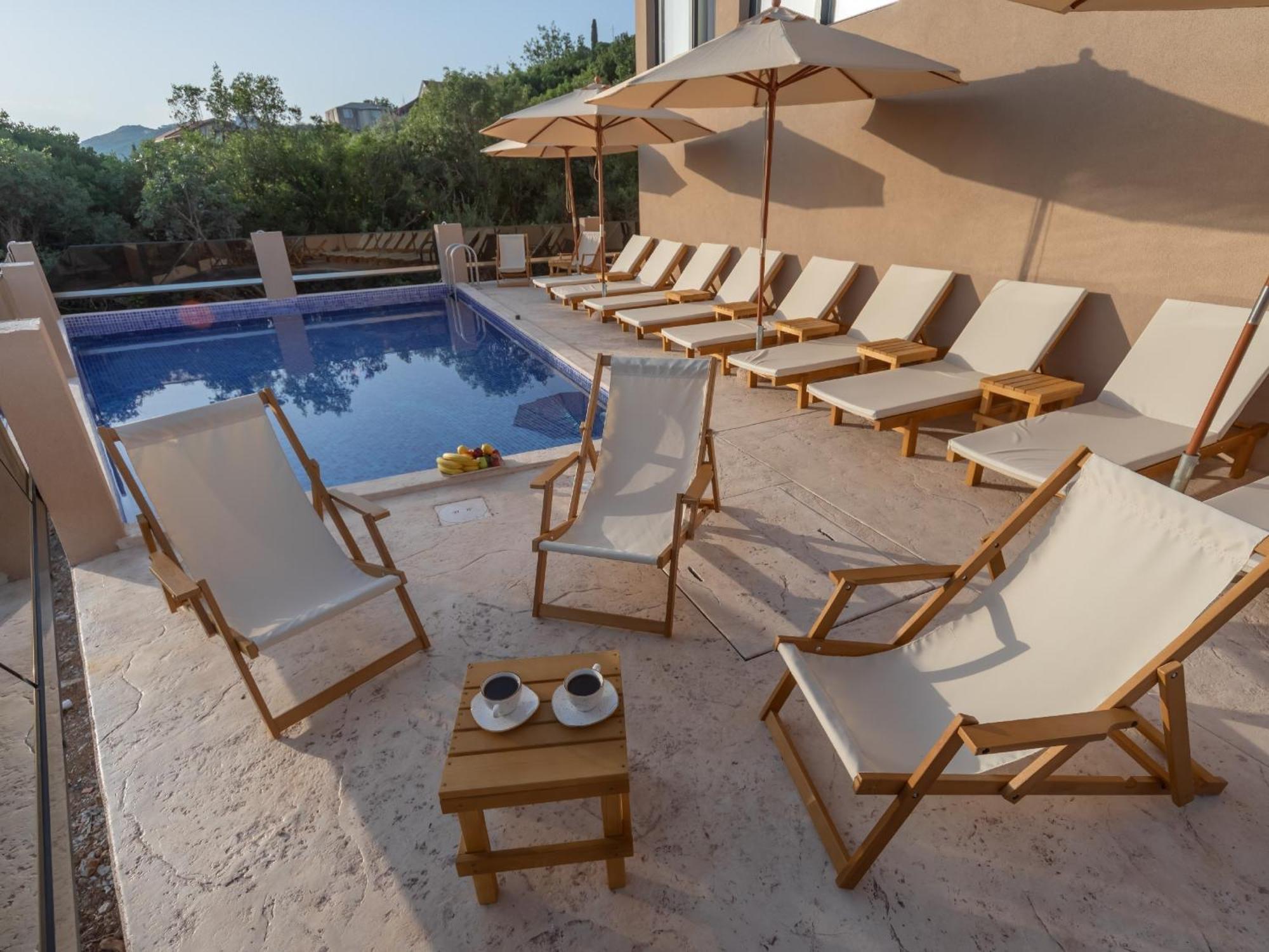 Hotel Diman دوبرا فوفا المظهر الخارجي الصورة